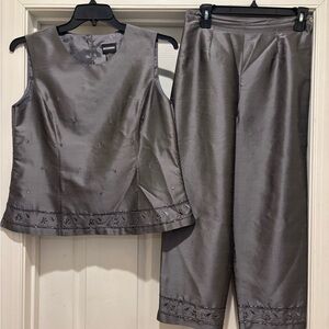 Notations 100% Silk Gray Women's Pants Set
